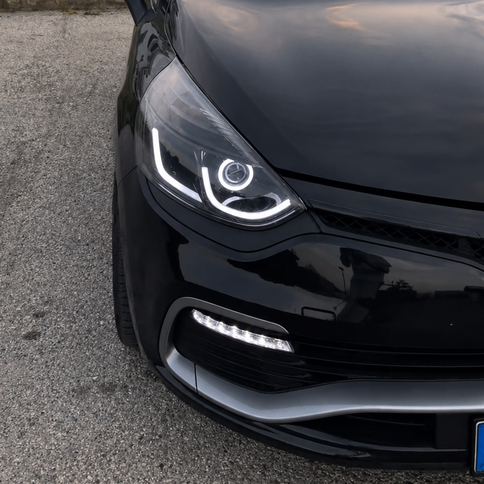 Phares Renault Clio 4